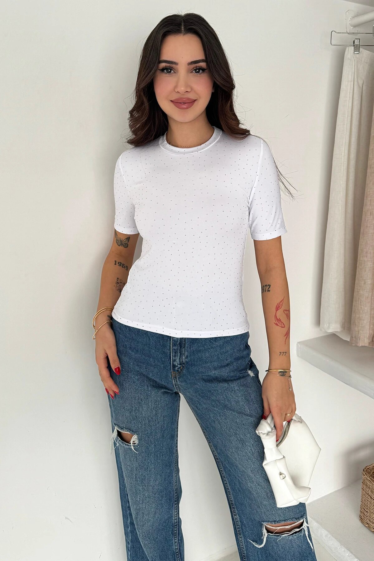 Kadın Taş Detaylı Kısa Kollu T-shirt Beyaz
