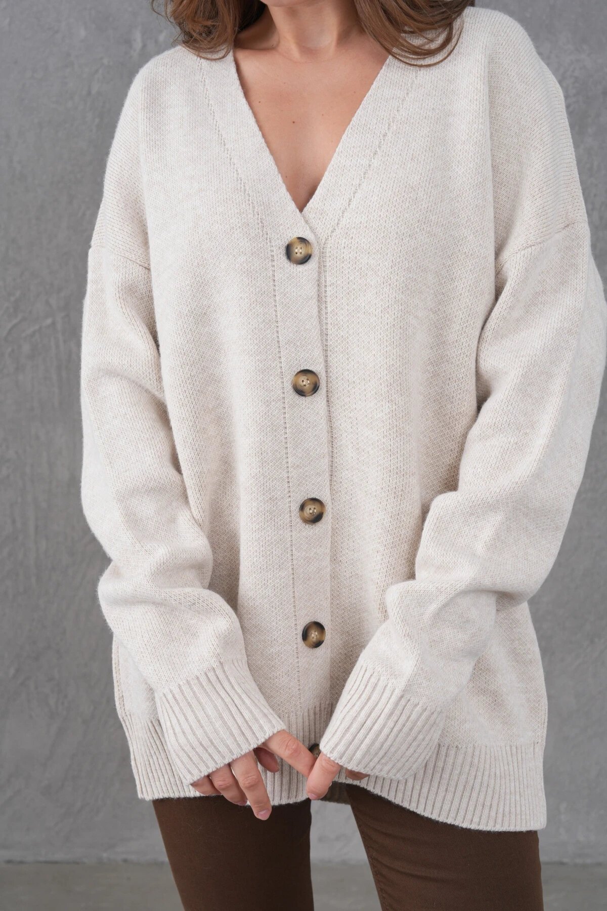 Kadın V Yaka Düğme Kapama Oversize Uzun Triko Hırka