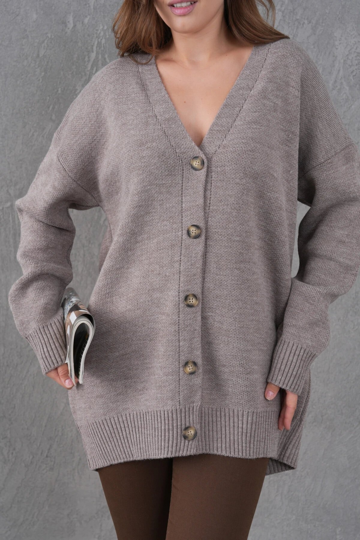 Kadın V Yaka Düğme Kapama Oversize Uzun Triko Hırka