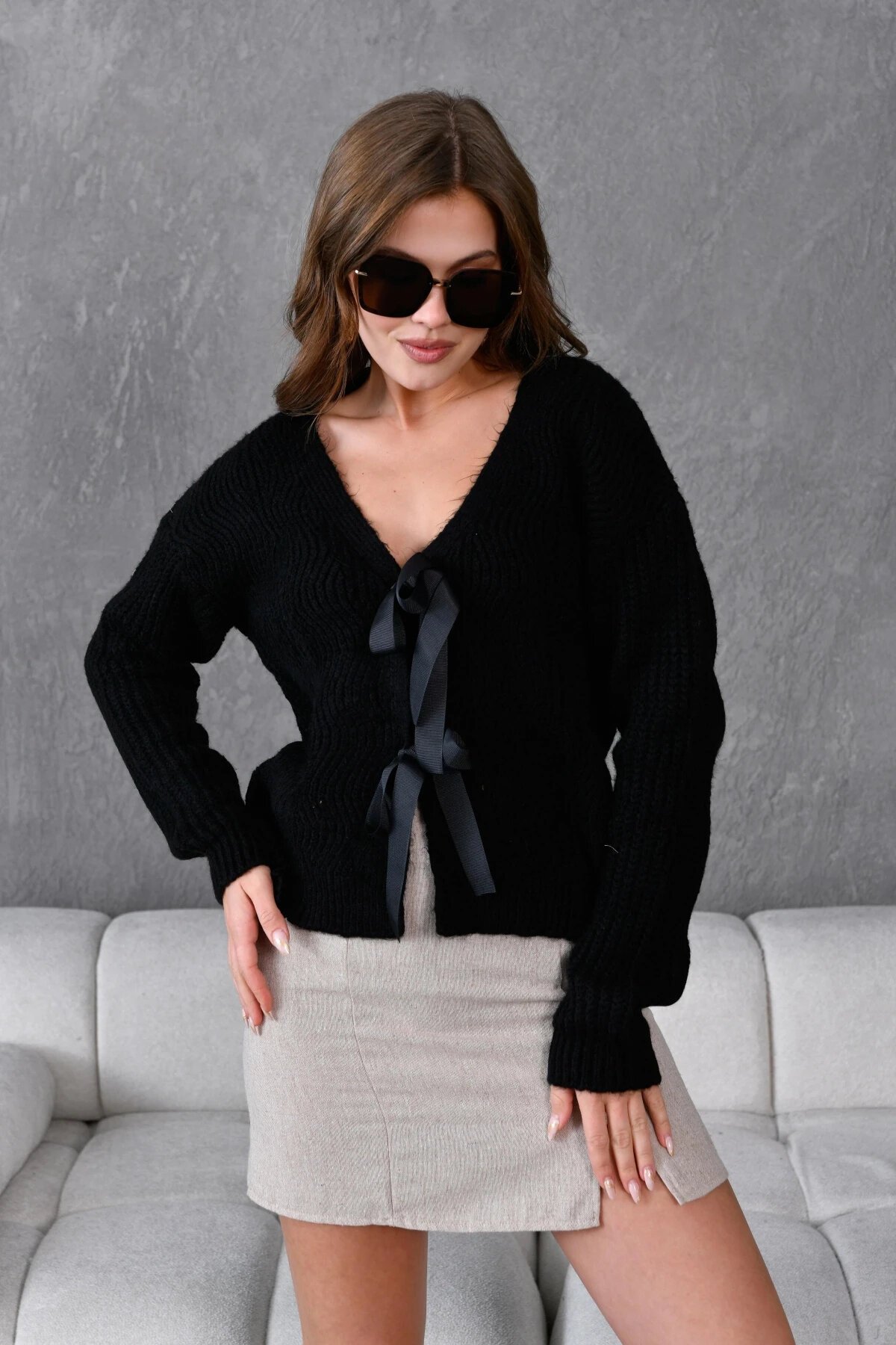 Kadın V Yaka Örgü Detay Fiyonklu Triko Ceket