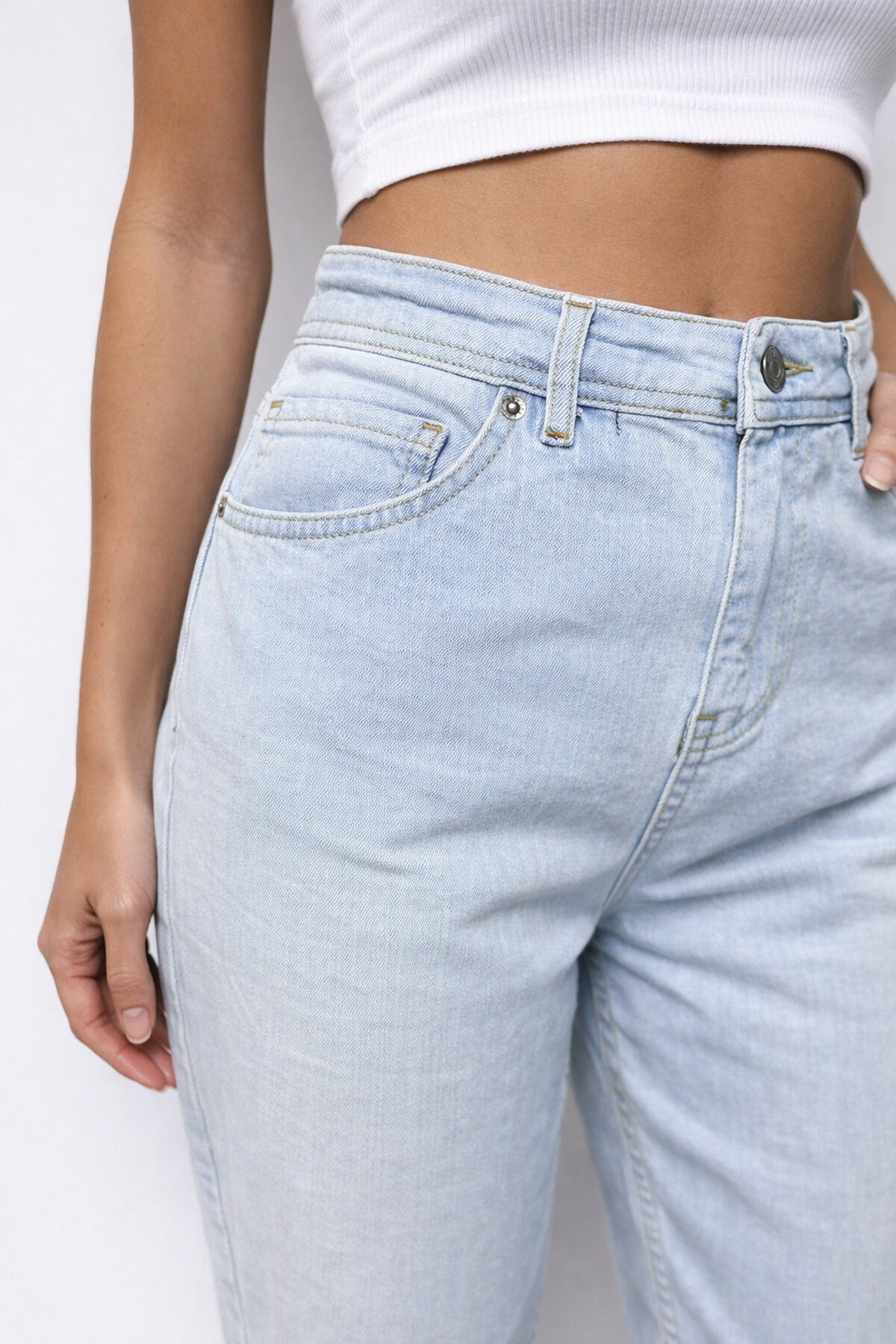 Kadın Yüksek Bel Açık Mavi Jean