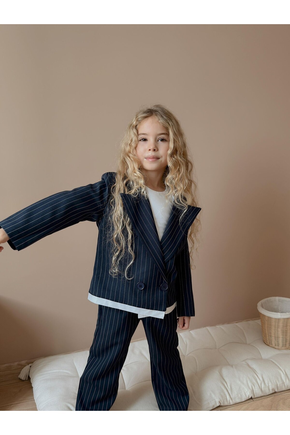 Kız Çocuk Çizgili Pantolon Ceket Siyah Alt Üst Takım