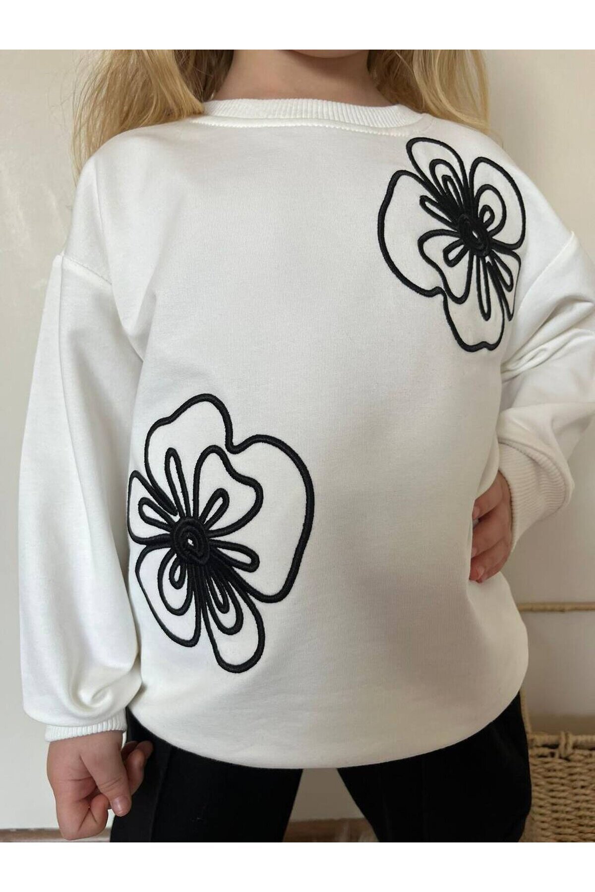 Kız Çocuk İki İplik Likralı Alt Üst Takım Beyaz