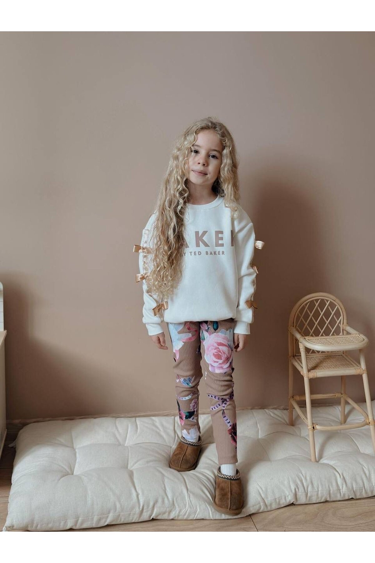 Kız Çocuk İki İplik Likralı Üst Alt Eşofman Takım Beyaz