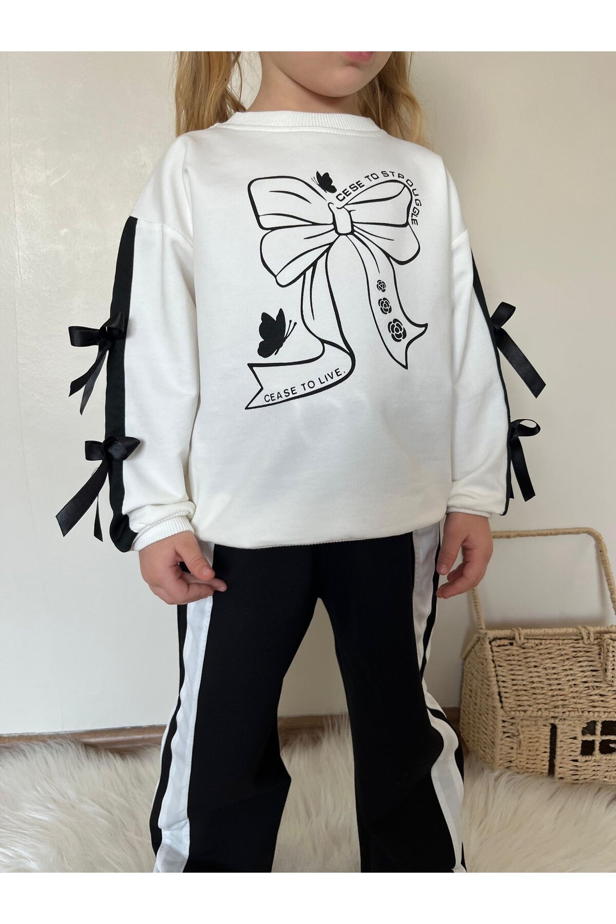 Kız Çocuk Şerit Detaylı Kurdela Baskı Eşofman Takım