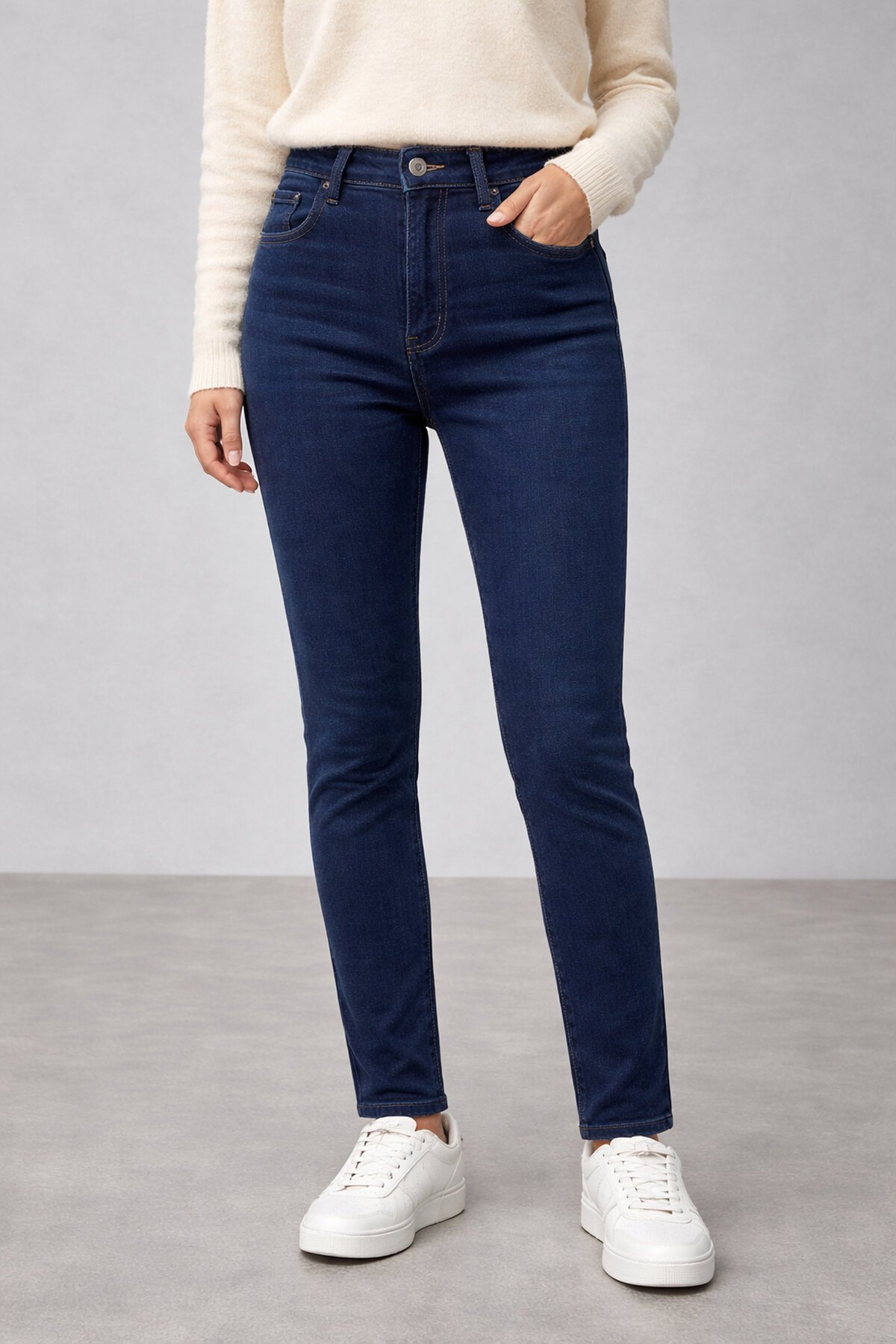 Lacivert Esnek Dar Paça Jean