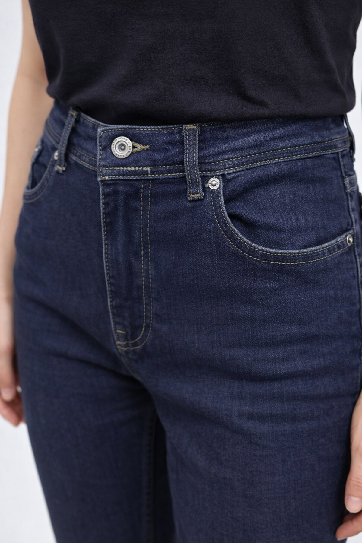 Lacivert Esnek Toparlayıcı Jean