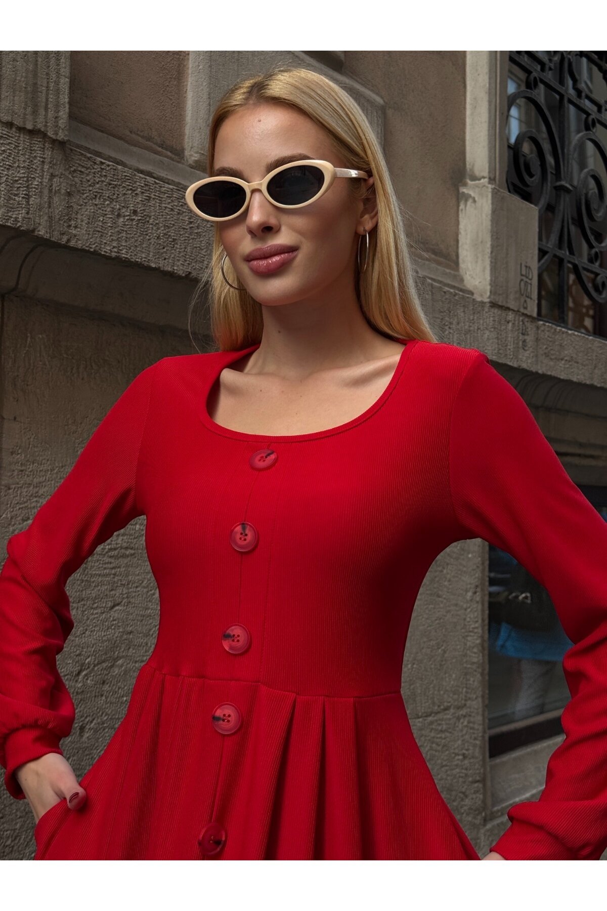 Ottoman Kumaş Düğme Detay Elbise Kırmızı