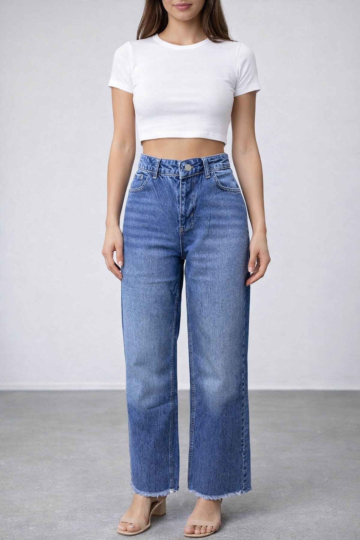 Paçaları Püsküllü Jean