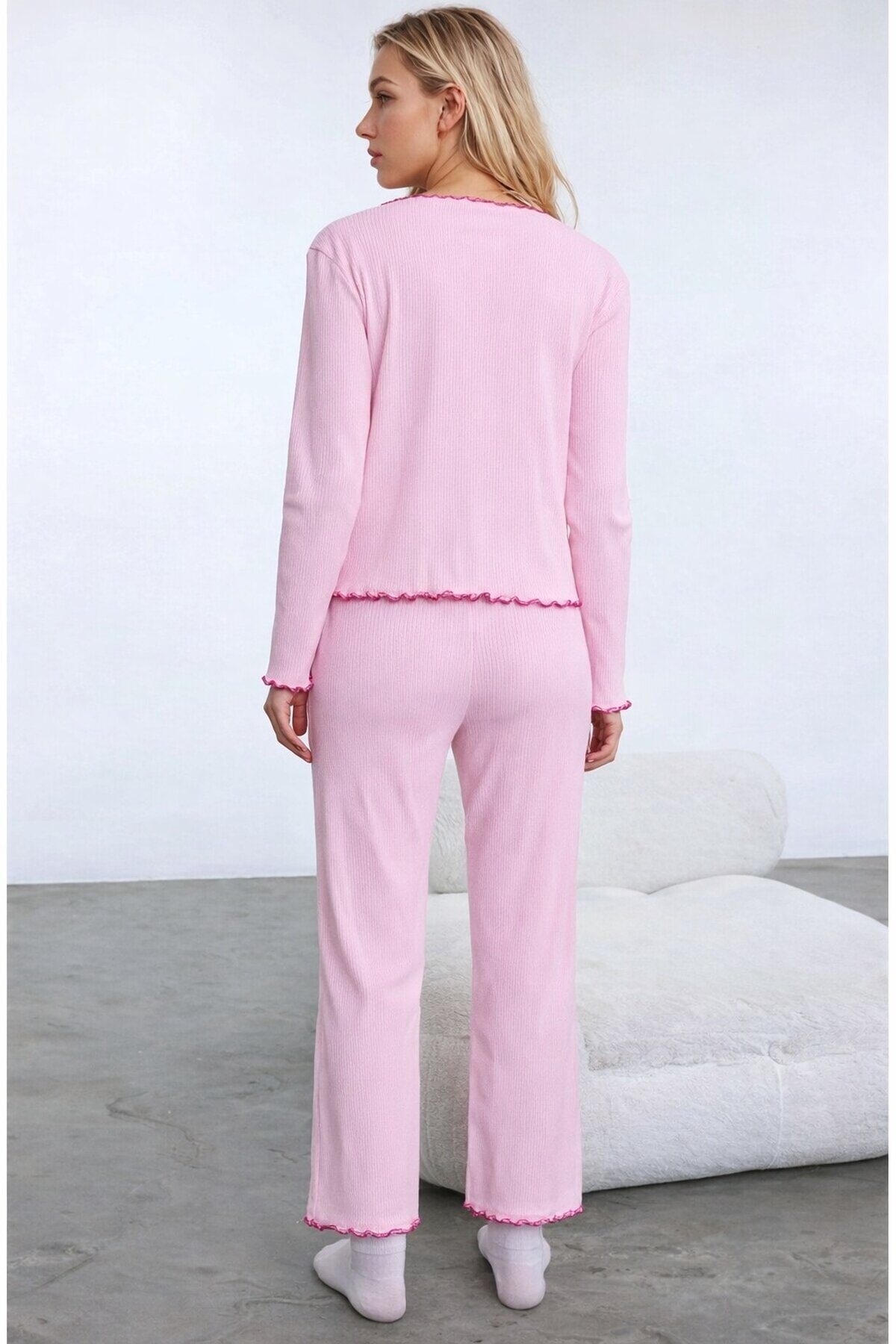 Pamuklu Dantel ve Fiyonk Detaylı Fitilli Örme Pijama Takımı