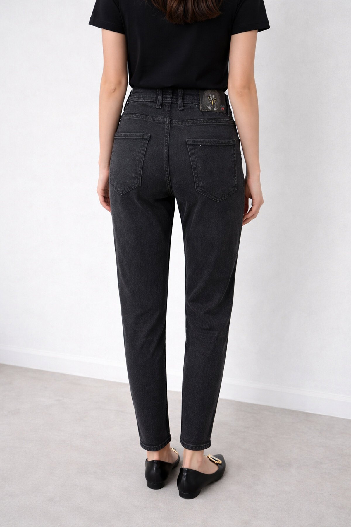 Siyah Esnek Tam Kalıp Kadın Jean