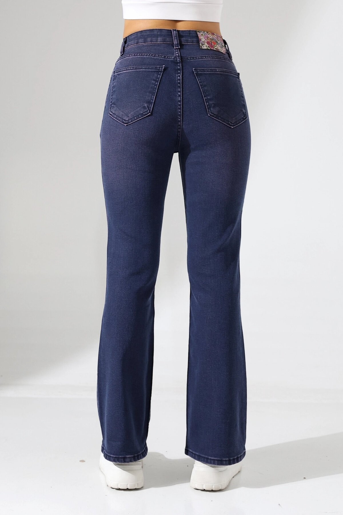 Toparlayıcı Yüksek Bel İspanyol Paça Jean