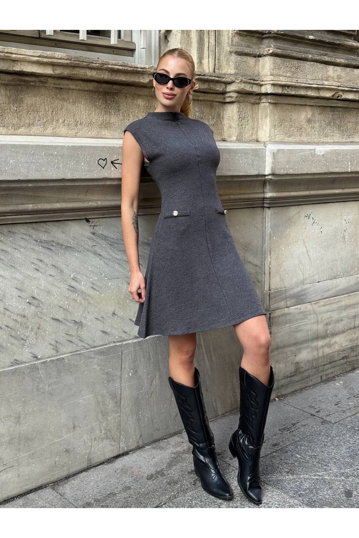 Triko Kumaş Kolsuz Elbise Gri