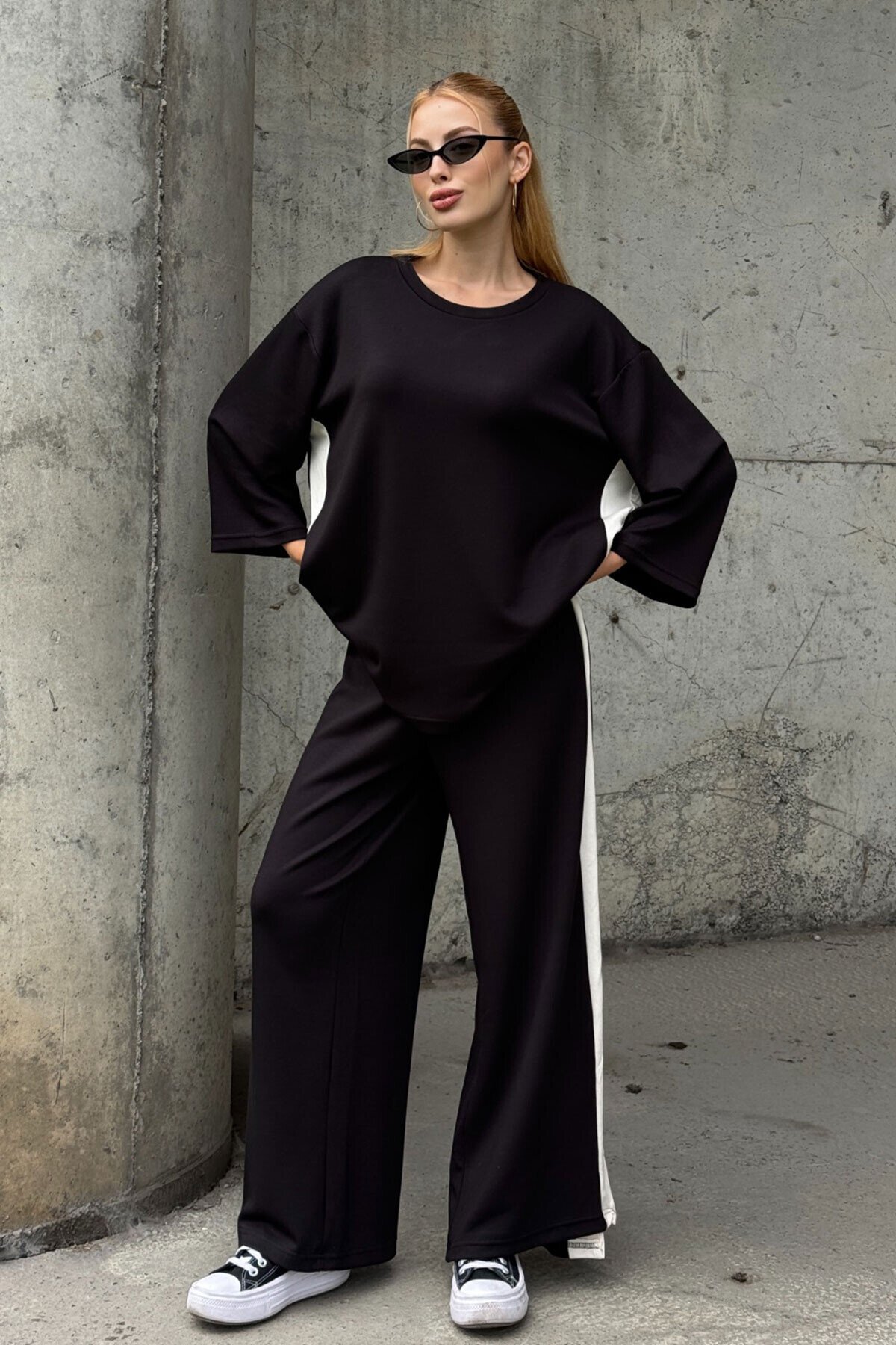 Yanları Şerit Detay Alt Üst Takım Siyah