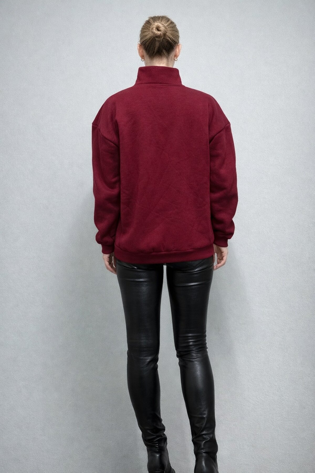 Yarım Fermuarlı 3 İplik Dik Yaka Oversize Sweatshirt