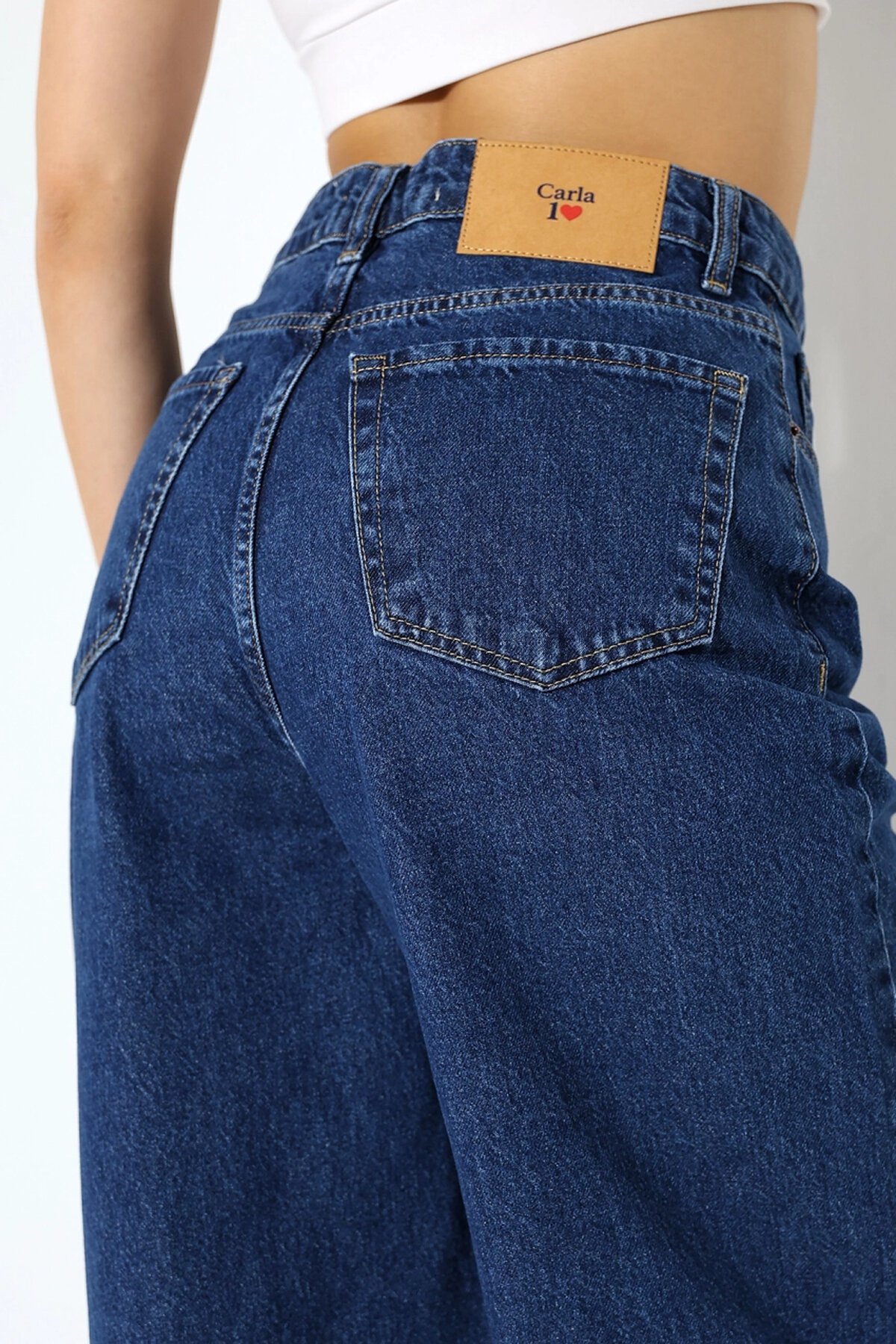 Yüksek Bel Salaş Kesim Bol Paça Jean