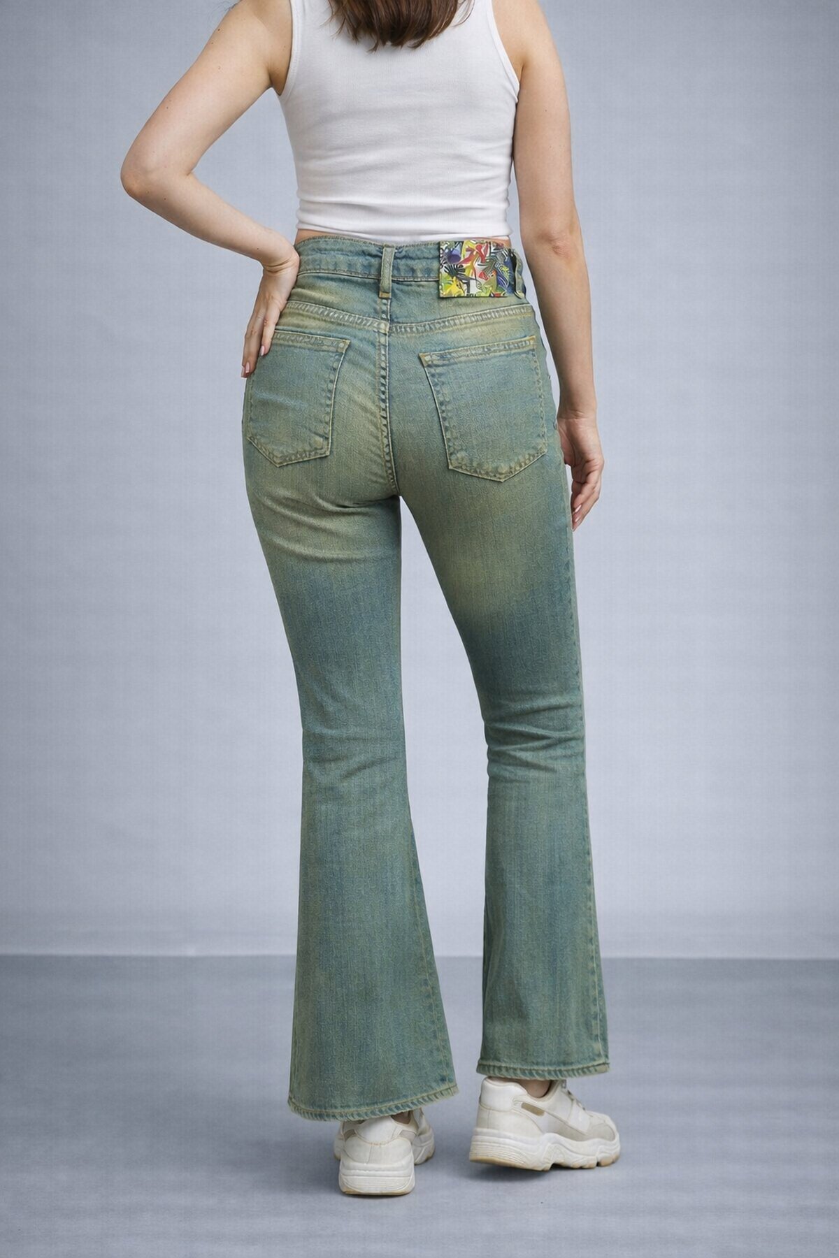 Yüksek Bel Vintage Taşlamalı Jean