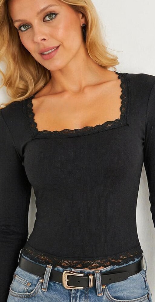 Siyah Kare Yaka Dantel Detaylı Uzun Kollu Kaşkorse Bluz