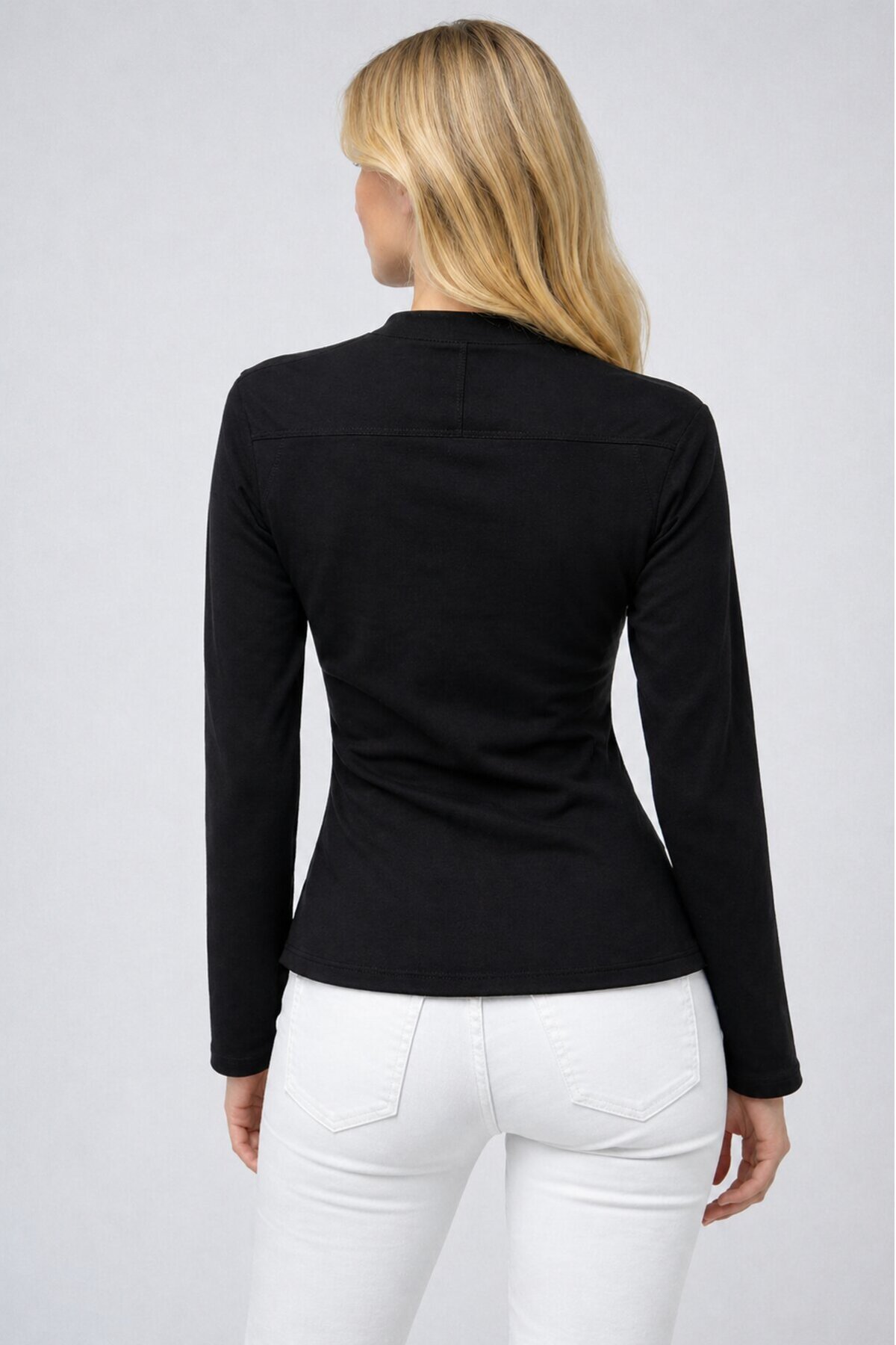 Siyah Dik Yaka Fermuar Detaylı Bluz – Yan Yırtmaçlı & Modern Fit