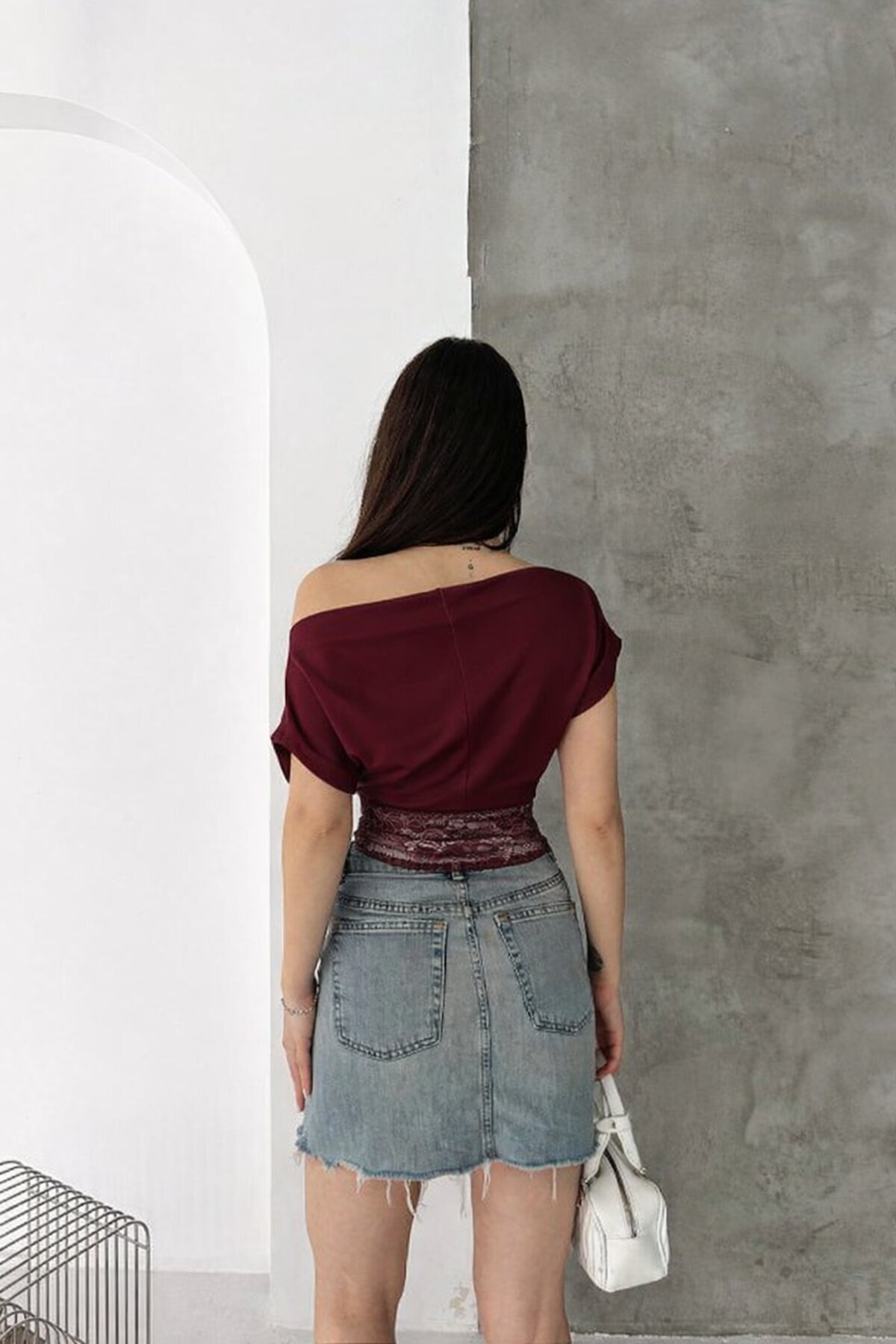 Bordo Tek Omuz Drapeli Dantel Detaylı Kadın Bluz