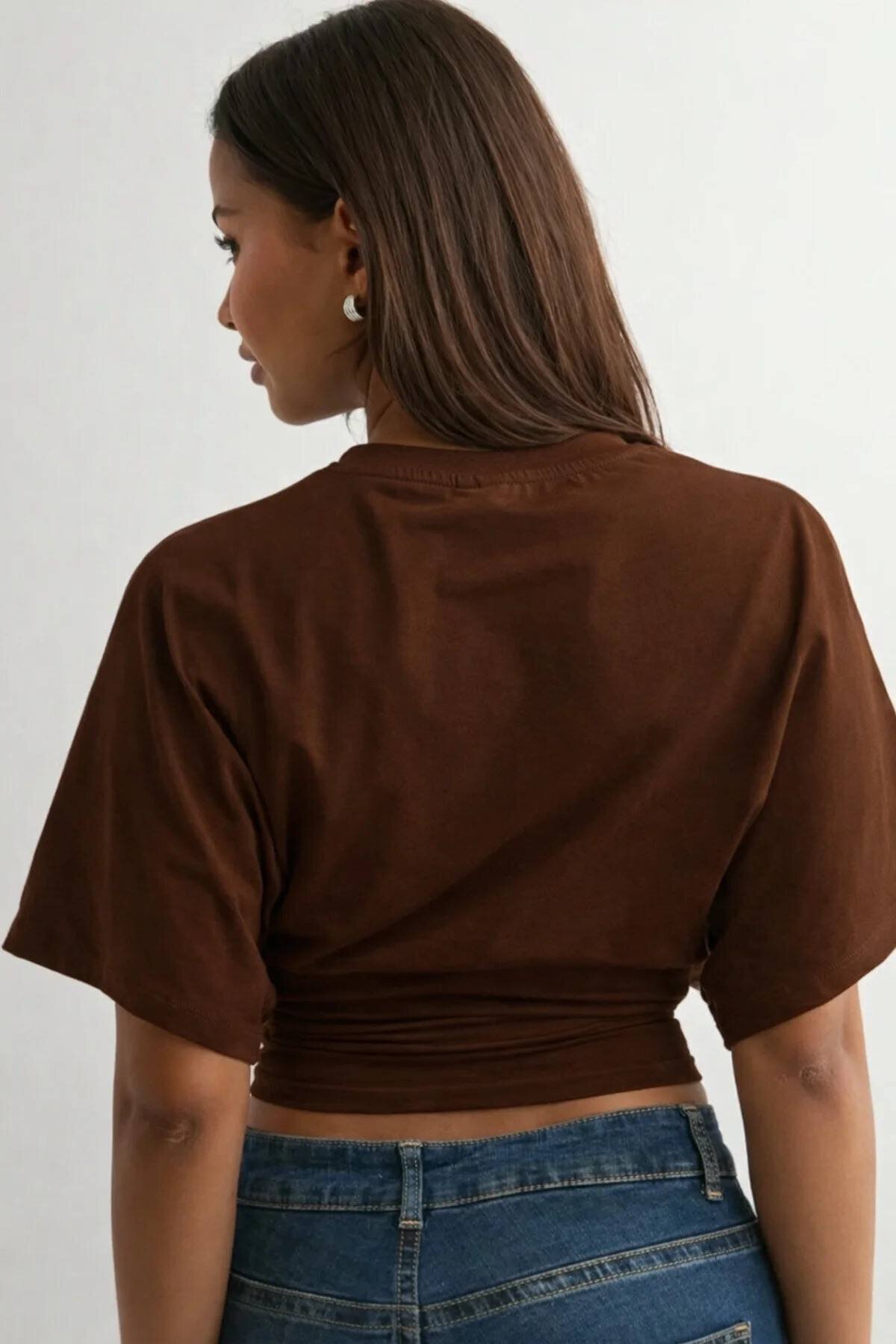 Dalgıç Kumaş Bele Oturan Bisiklet Yaka Geniş Kısa Kollu Bluz