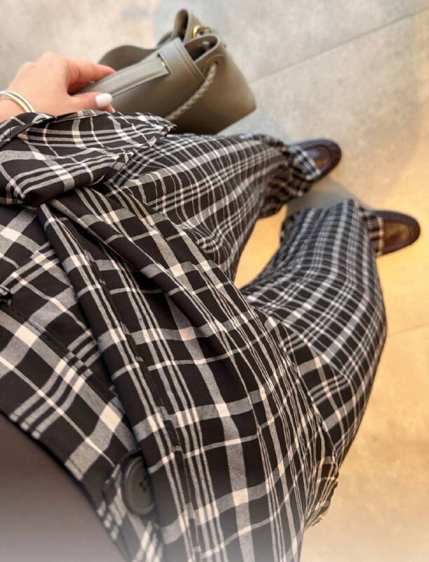 Ekose Desenli Bağlama Detaylı Yüksek Bel Pantolon – Şık & Rahat Kesim