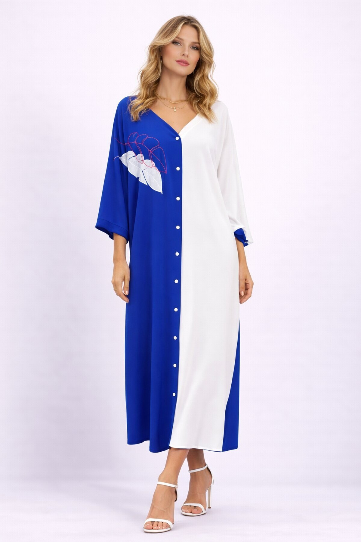 Kadın Maxi Boy Beyaz Tüy Nakışlı Gömlek Elbise