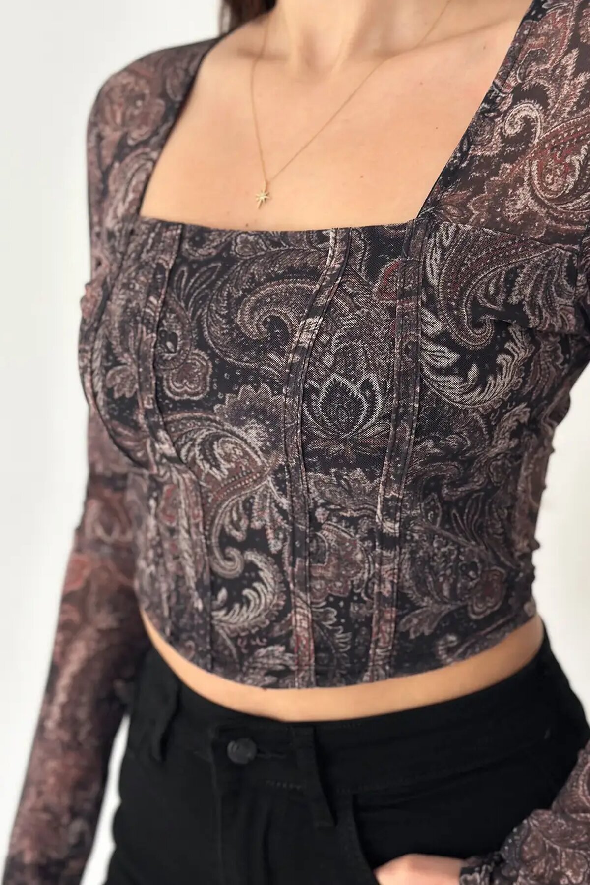 Kadın Paisley Desenli Kare Yaka Bluz