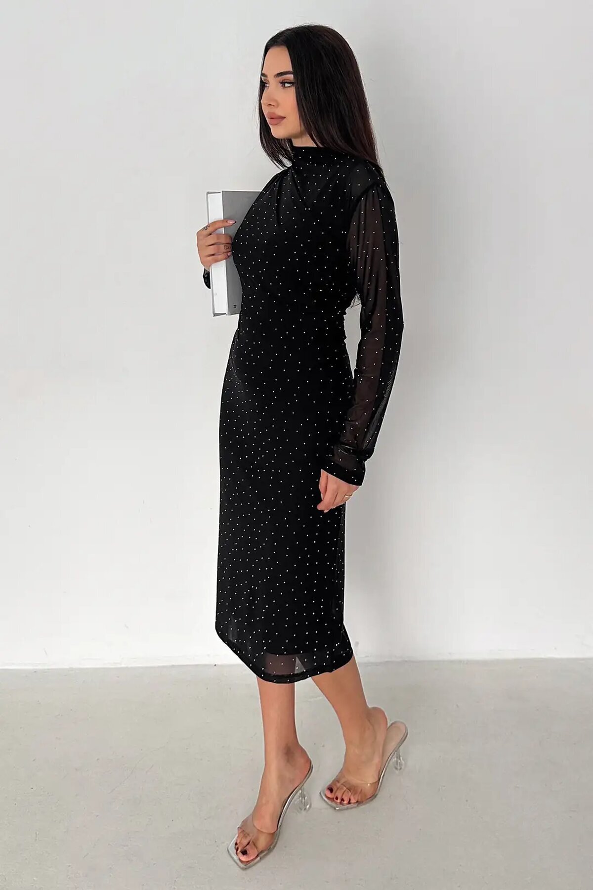 Kadın Puantiye Desenli Transparan Kollu Elbise