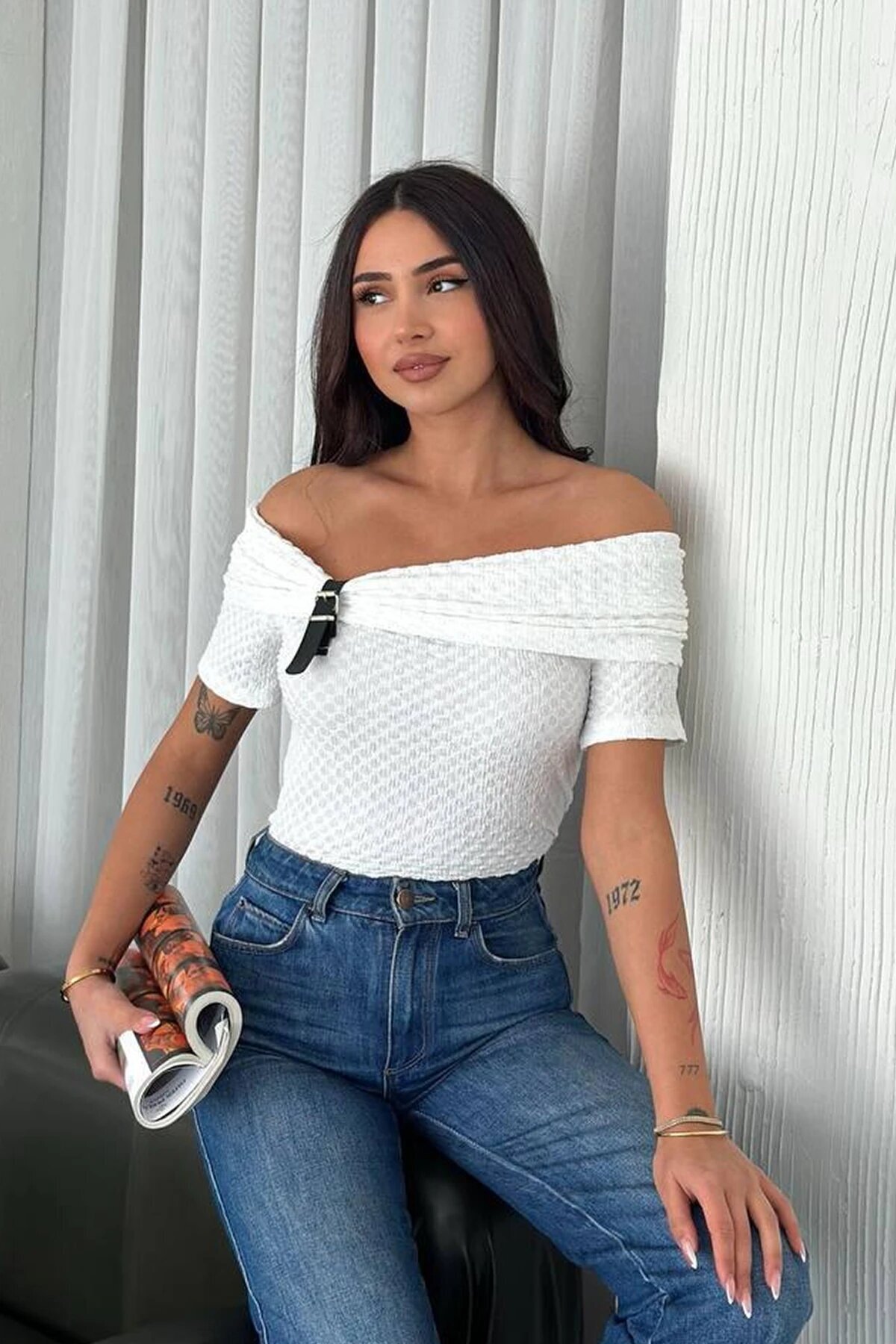 Kadın Tokalı Düşük Omuz Bluz