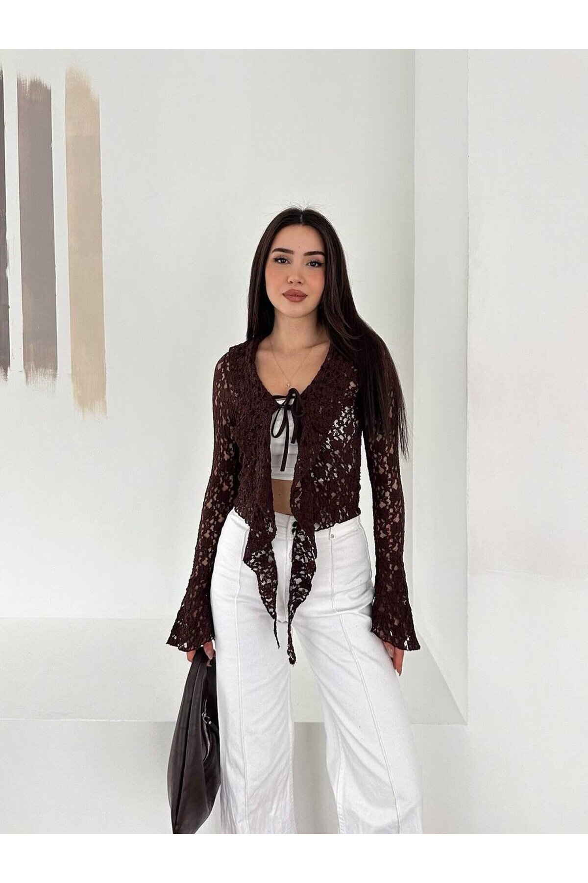 Kahverengi Dantel Bağlama Detaylı Transparan Bluz – Uzun Kollu Şık Kadın Bluz