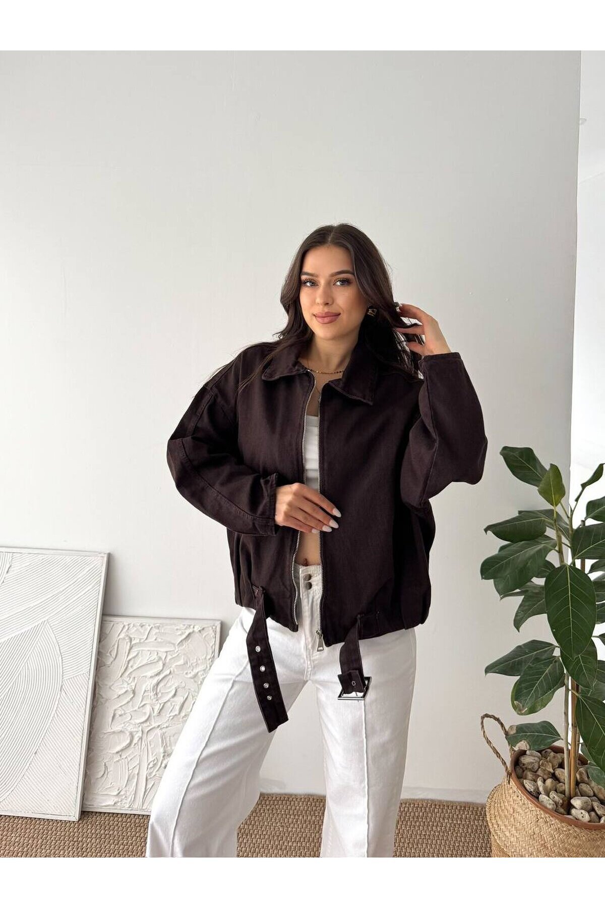 Kemer Detaylı Oversize Denim Ceket – Kahverengi