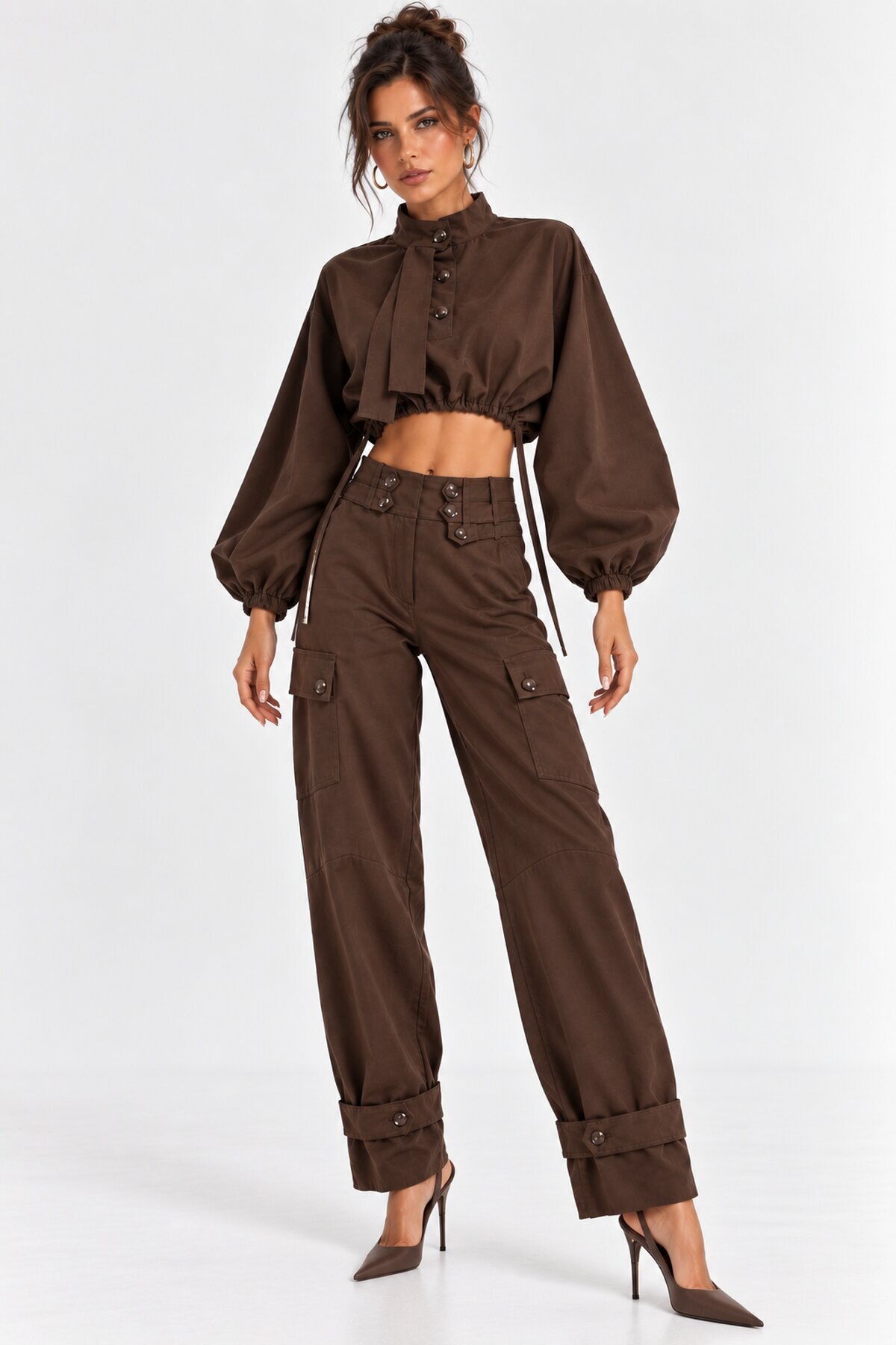Modern Dokunuşlu Crop Bluz & Kargo Pantolon İkili Takım