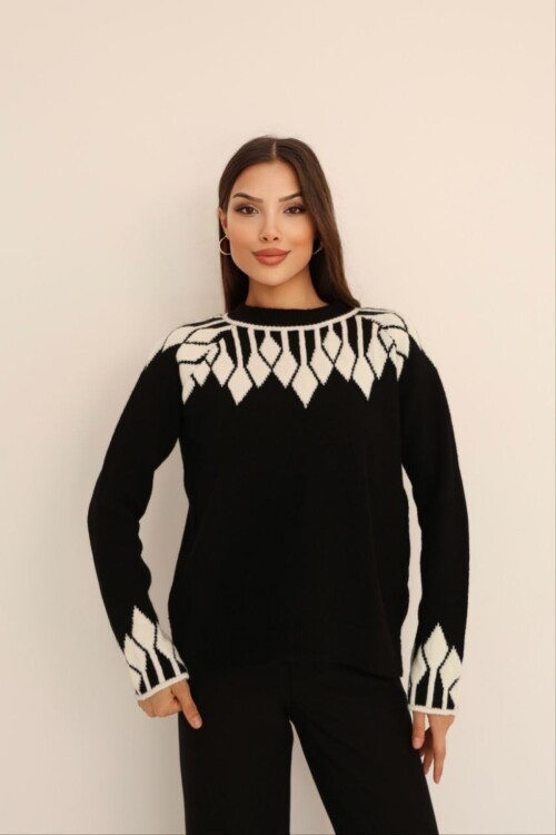 Bisiklet Yaka Desenli Triko Kazak Siyah