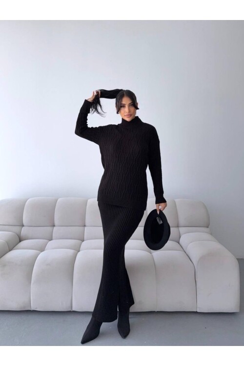 Etek ve Kazak Triko Takım