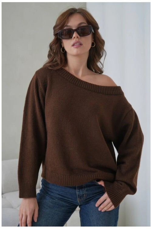 Asimetrik Yaka Oversize Triko Kazak