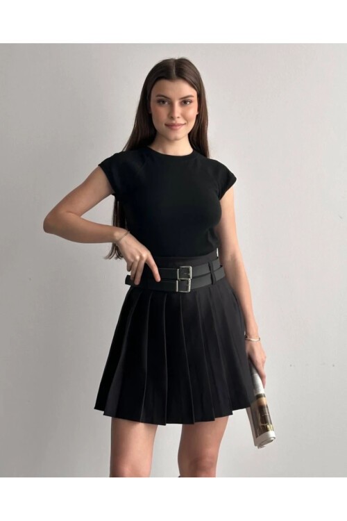 Kadın Çift Kemerli Şortlu Pileli Etek Siyah