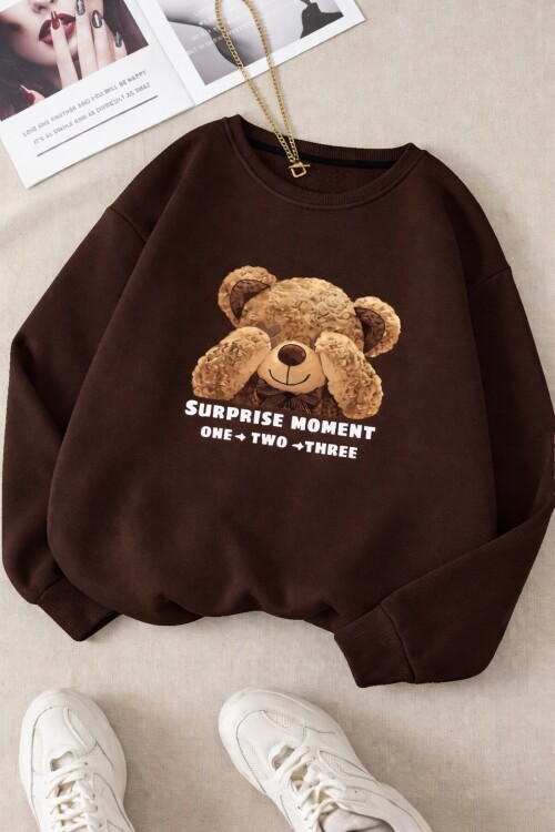 Kadın Kahverengi Ayıcık Baskılı Oversize Sweatshirt