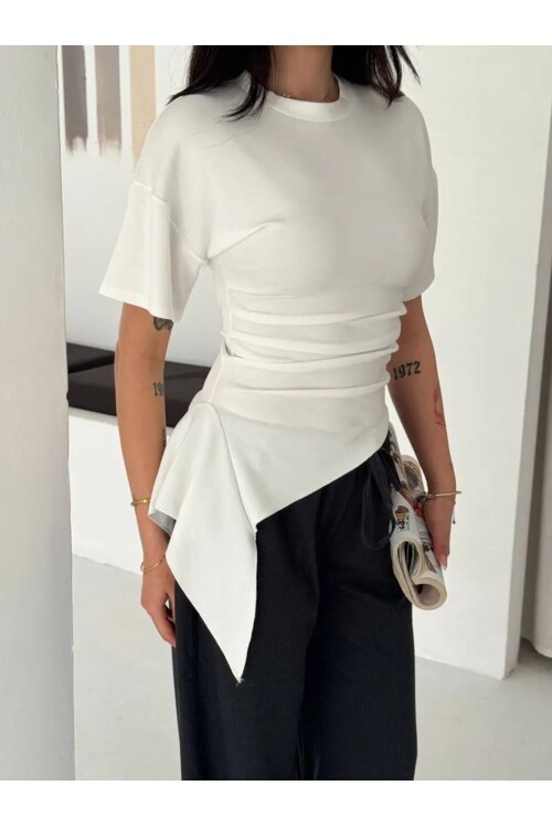 Beyaz Asimetrik Drapeli Modern Basic Bluz