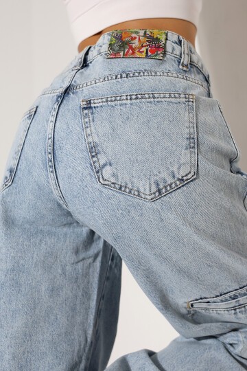 Açık Mavi Geniş Paça Jean Pantolon