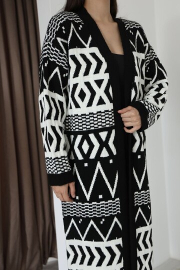 Desenli Saçaklı Uzun Boy Triko Hırka Siyah