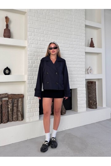 Düğme Detaylı Bondik Mevsimlik Oversize Kısa Trençkot