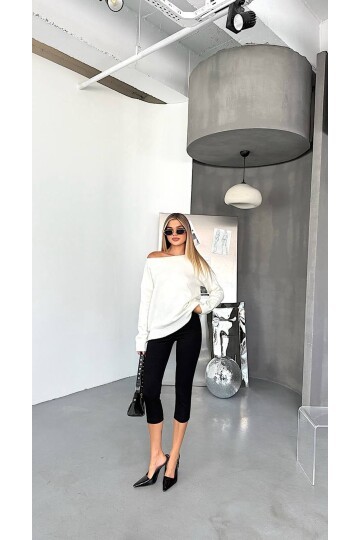 Düşük Omuz Triko Kazak