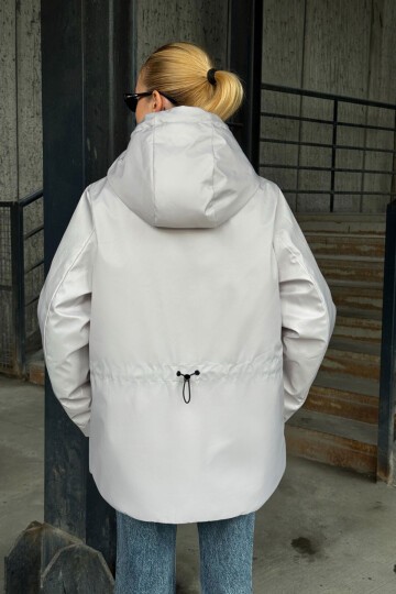 Geniş Cepli Kapüşonlu Uzun Mont