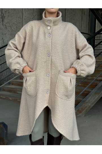 Geniş Çift Cepli Kalın Buklet Kumaş Mevsimlik Mont Bej