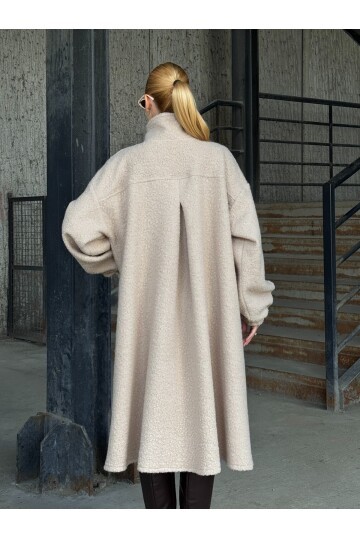 Geniş Çift Cepli Kalın Buklet Kumaş Mevsimlik Mont Bej