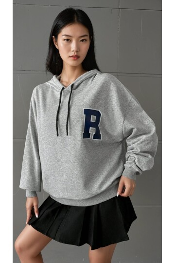 Harf Baskılı Gri Kapüşonlu Üç İplik Kadın Sweatshirt