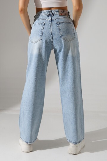 Kadın Açık Mavi Straight Fit Jean