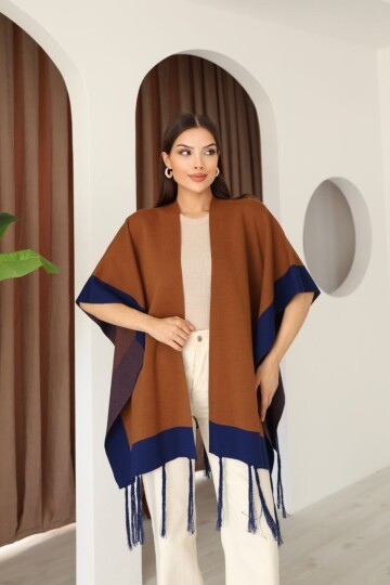 Kahve Püsküllü Renk Bloklu Kışlık Triko Panço