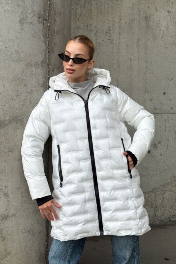 Kapitoneli Fermuarlı Kapüşonlu Uzun Şişme Mont